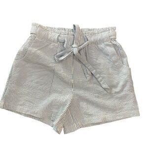 Crown & Ivy Women's Paperbag Seersucker Shorts Tie Belt Striped Print‎ Size  8